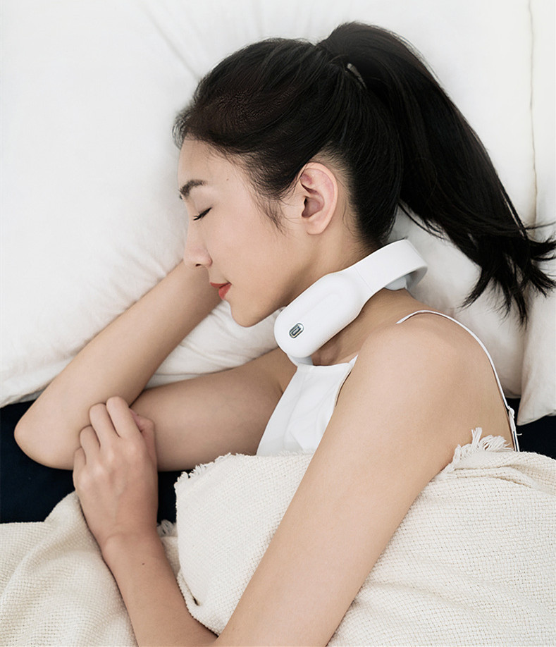 Multifunctional Massage Remote Control Neck Massager - Image 3