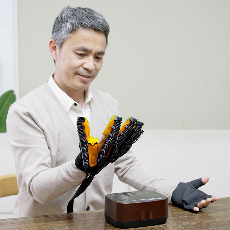 Revalidatietraining voor Hemiplegie Intelligente Revalidatierobot Handschoen Apparatuur 2 Revalidatietraining voor Hemiplegie Intelligente Revalidatierobot Handschoen Apparatuur - afbeelding 2